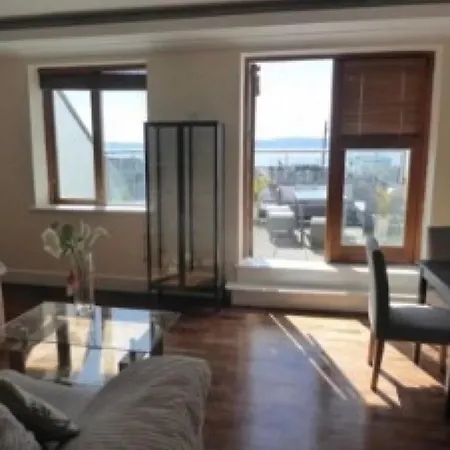 Apartment Remarkable 2-Bed Apartment In Furbo Barna Area *